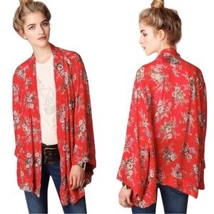 Free People Red Floral Short Kimono Open Top Size Medium